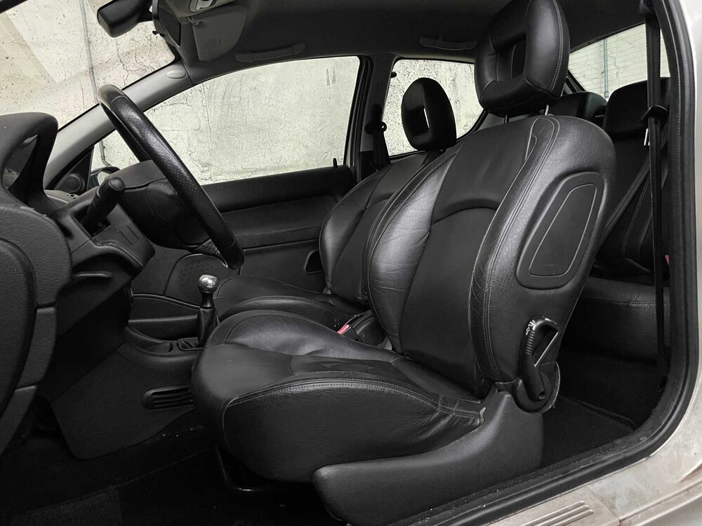 Peugeot 206 1.6-16V XS 109PK 2004, Orig. NL 81-PL-JR