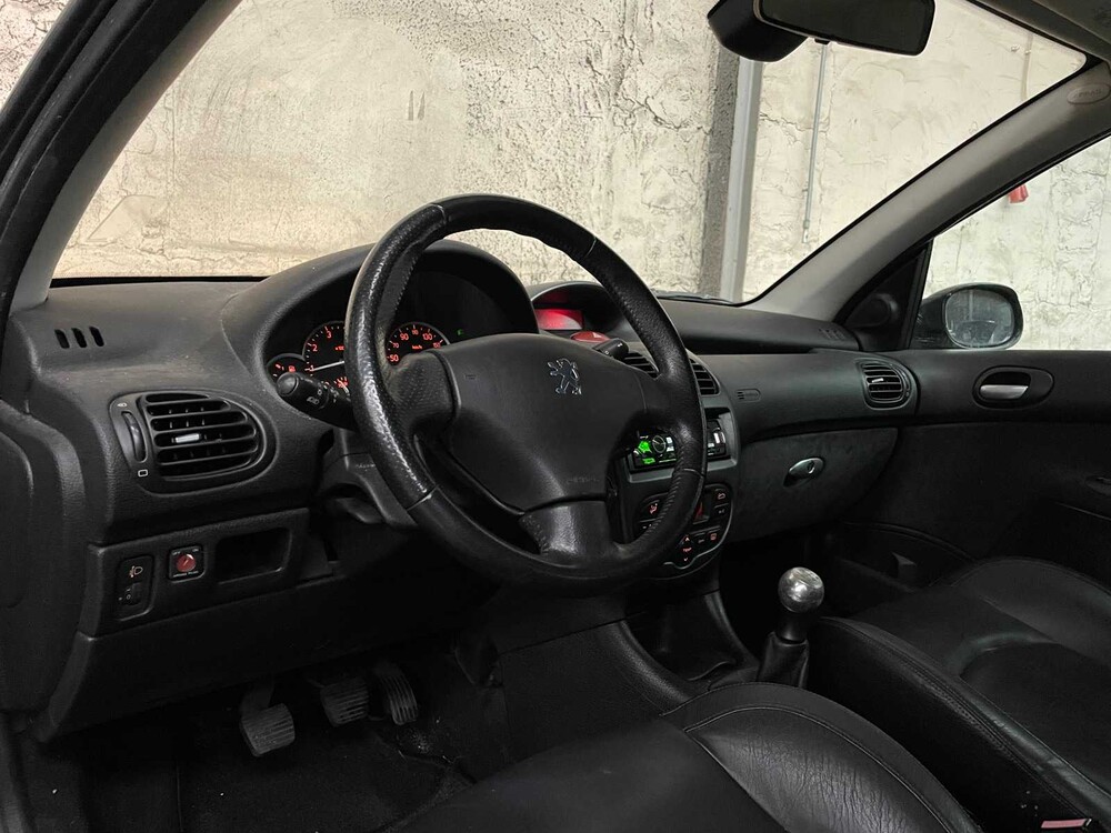 Peugeot 206 1.6-16V XS 109PK 2004, Orig. NL 81-PL-JR