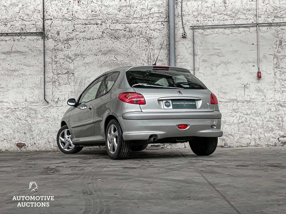 Peugeot 206 1.6-16V XS 109PK 2004, Orig. NL 81-PL-JR