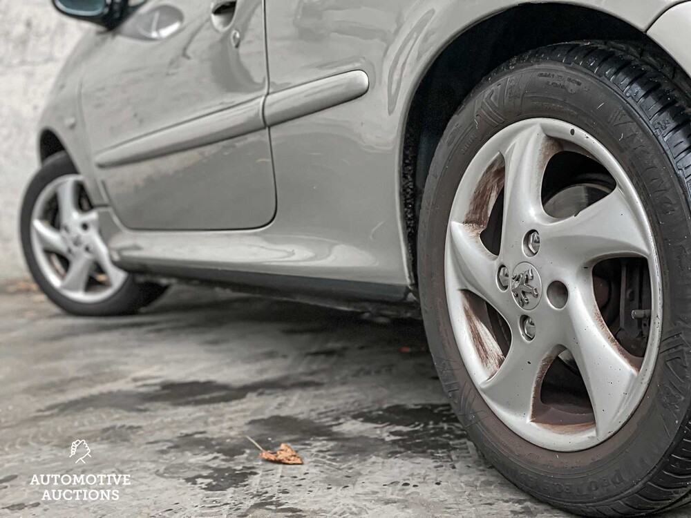 Peugeot 206 1.6-16V XS 109PK 2004, Orig. NL 81-PL-JR