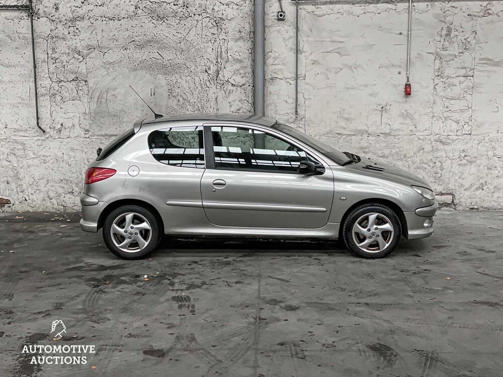 Peugeot 206 1.6-16V XS 109PK 2004, Orig. NL 81-PL-JR