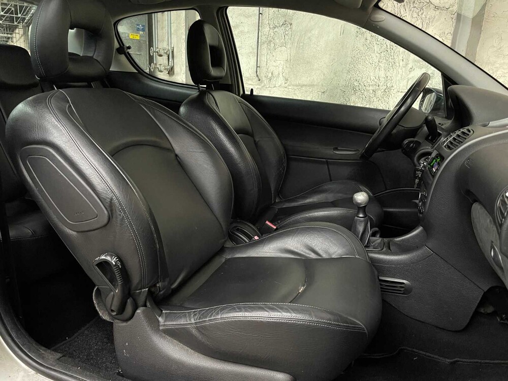 Peugeot 206 1.6-16V XS 109PK 2004, Orig. NL 81-PL-JR