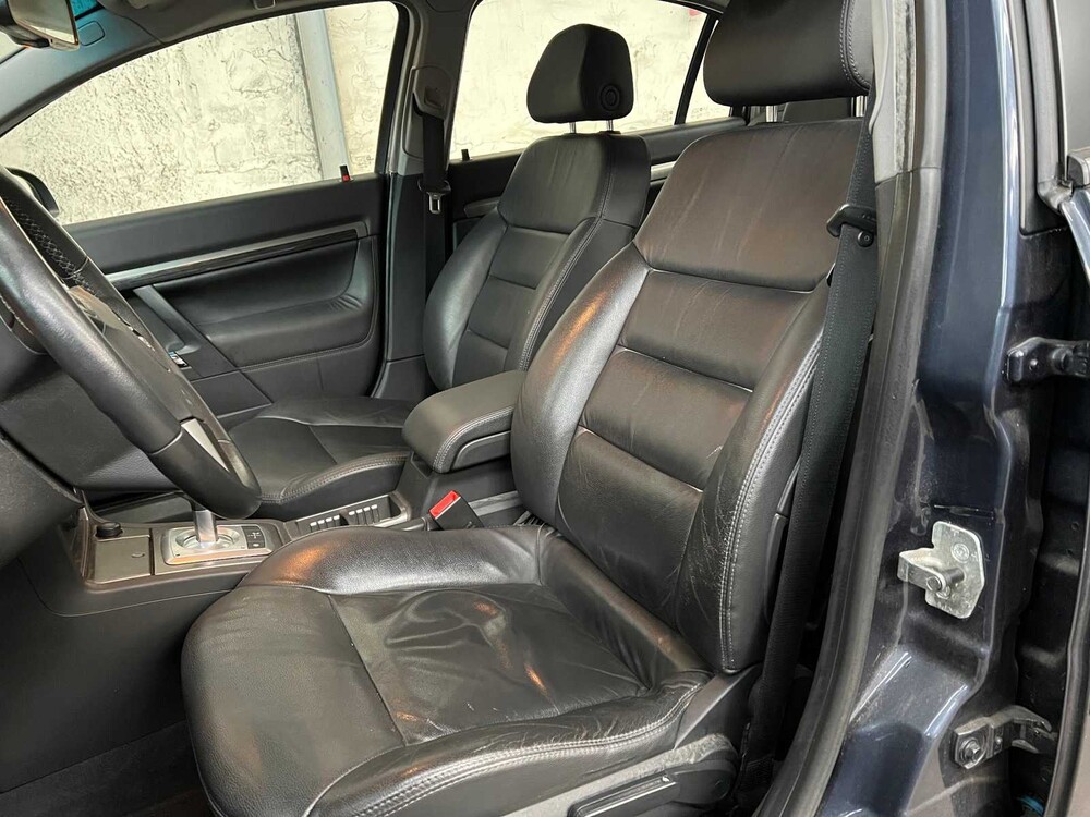 Opel Vectra 1.8-16V Executive 140pk 2007 -Orig. NL-, 17-XZ-RP