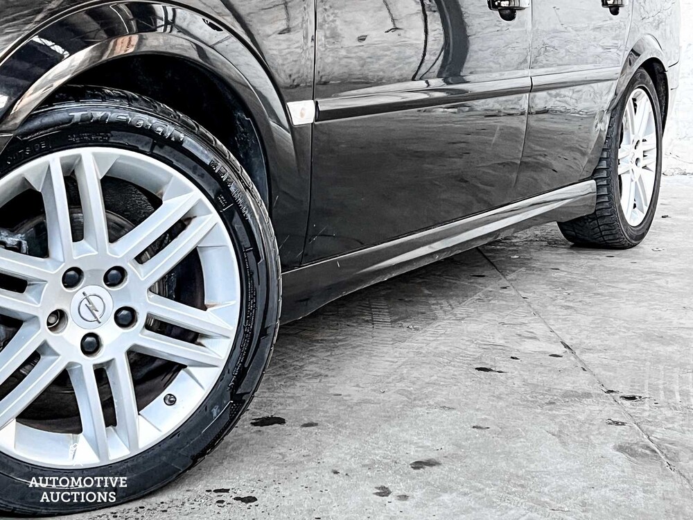 Opel Vectra GTS 2.2-16V Elegance 155PS 2005 -Orig. NL-, 64-PV-PP