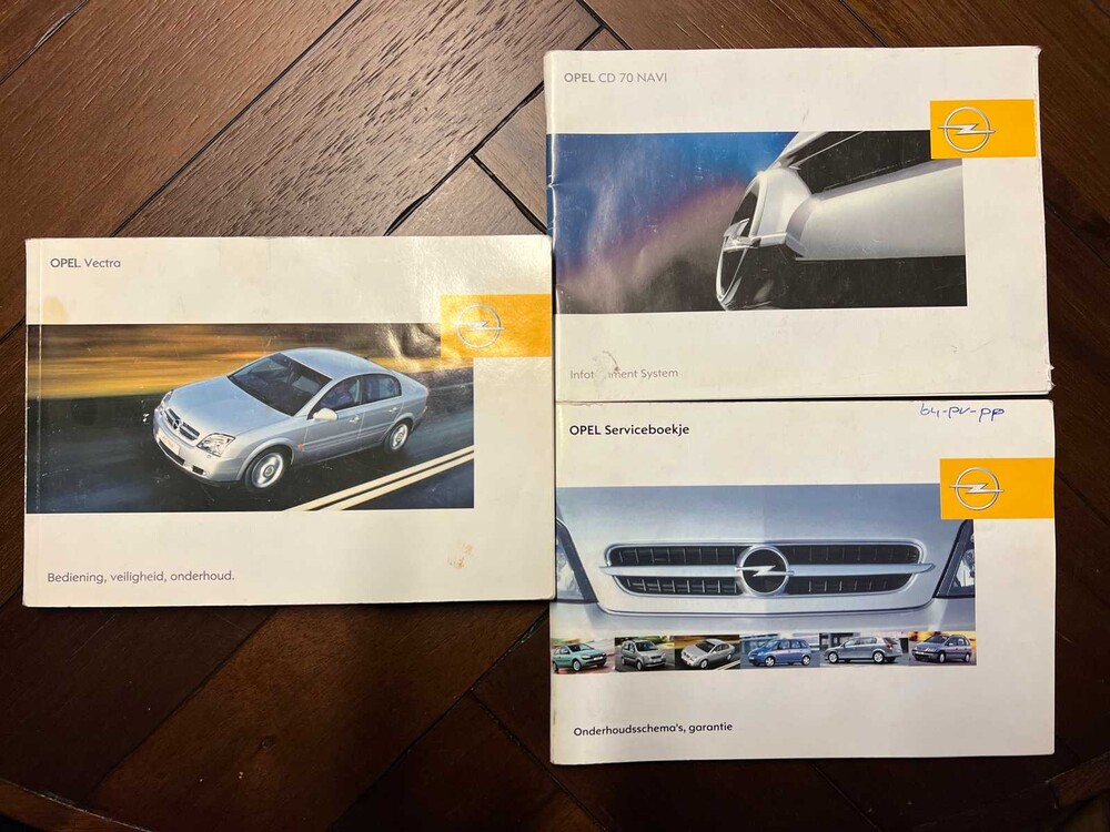 Opel Vectra GTS 2.2-16V Elegance 155PS 2005 -Orig. NL-, 64-PV-PP