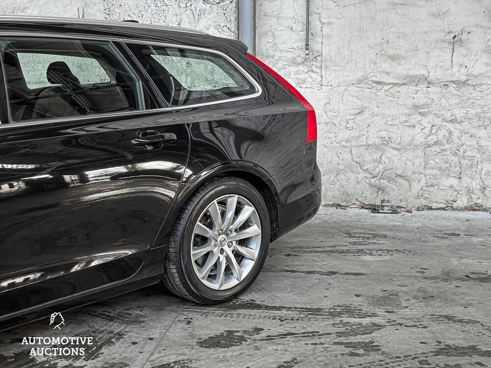 Volvo V90 T8 Twin Engine Hybrid 408hp 2017