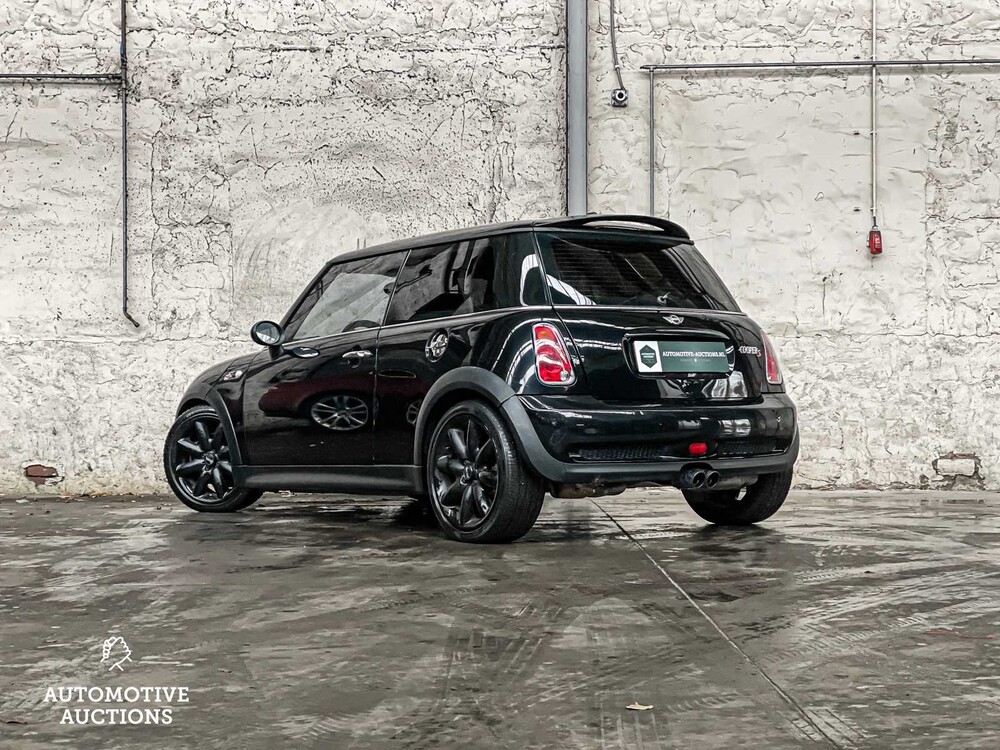 Mini Cooper S 1.6  170pk 2004, 77-KHT-5