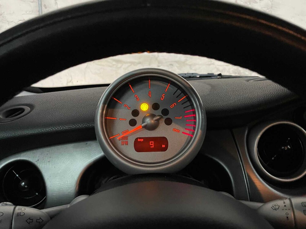 Mini Cooper S 1.6  170pk 2004, 77-KHT-5