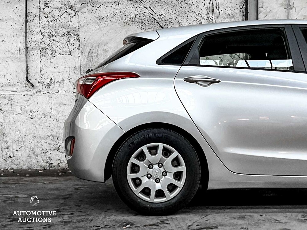 Hyundai i30 CW 1.4i i-Motion 99HP 2012, 5-XBN-02