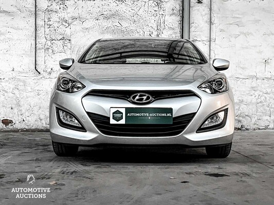 Hyundai i30 CW 1.4i i-Motion 99HP 2012, 5-XBN-02