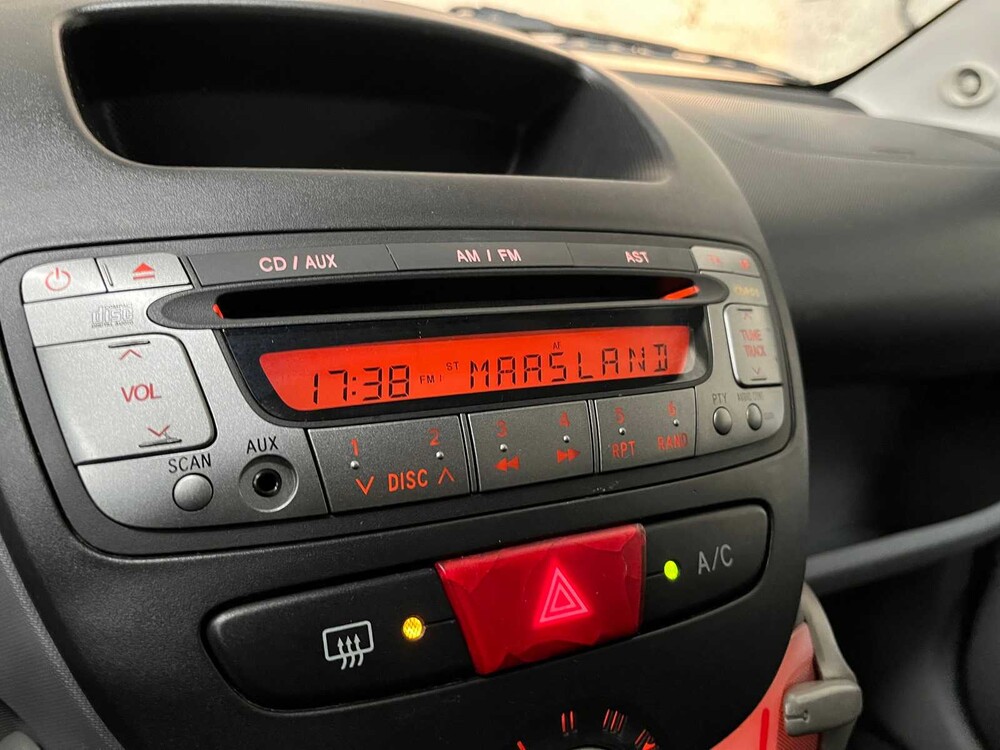 Toyota Aygo 1.0-12V 68hp 2006, 4-TZZ-95