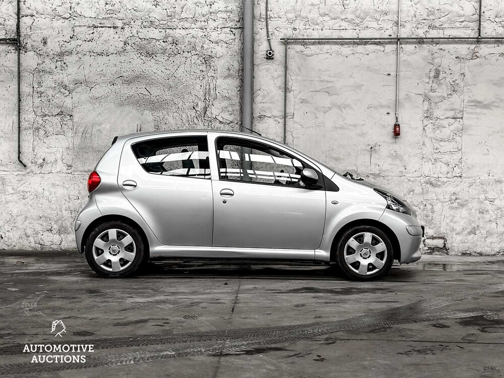 Toyota Aygo 1.0-12V 68hp 2006, 4-TZZ-95