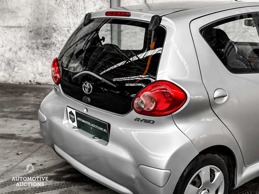 Toyota Aygo 1.0-12V 68hp 2006, 4-TZZ-95