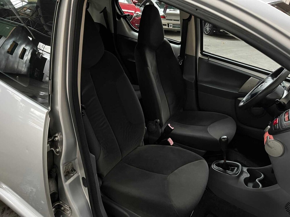 Toyota Aygo 1.0-12V 68hp 2006, 4-TZZ-95