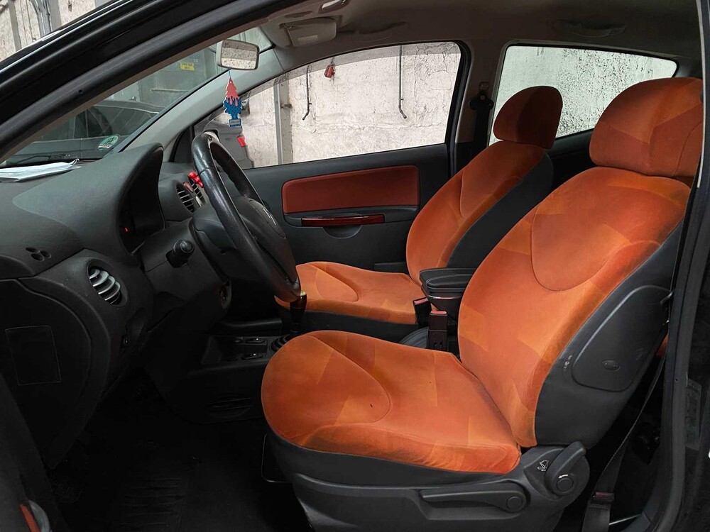 Citroen C2 1.4i Ligne Ambiance 73hp 2004 -Orig. NL-, 54-PB-FH