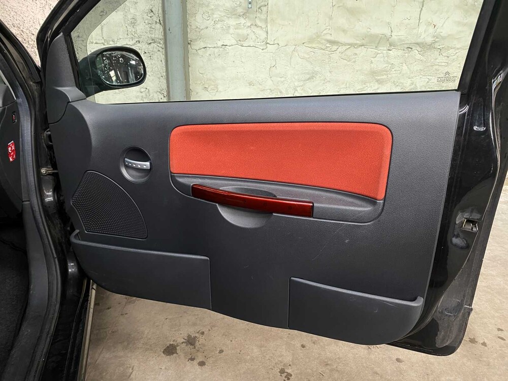 Citroen C2 1.4i Ligne Ambiance 73hp 2004 -Orig. NL-, 54-PB-FH