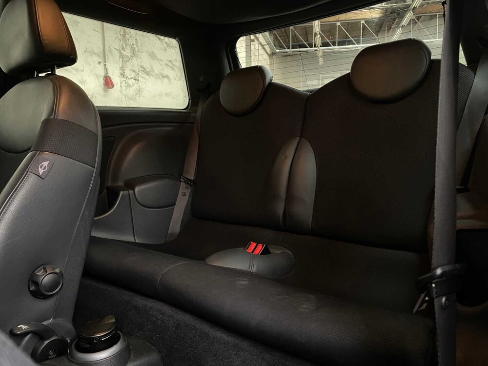 Mini Cooper 1.6 Pepper 116PS 2005, 81-HGD-3