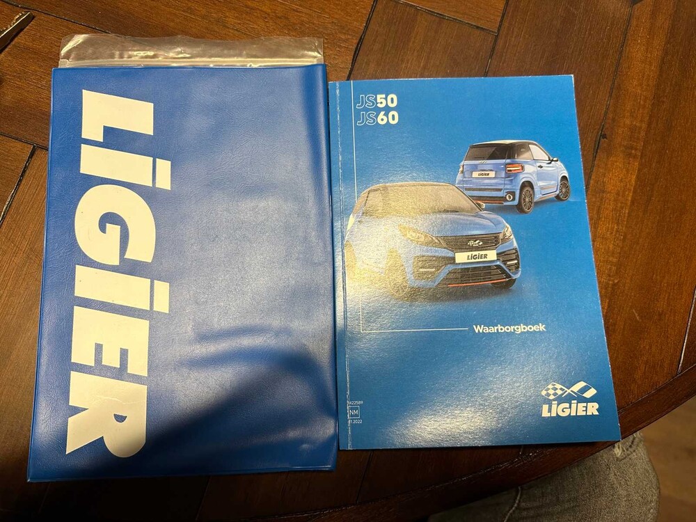 Ligier JS60 Sport Ultimate Sun (facelift model) -Brommobiel-