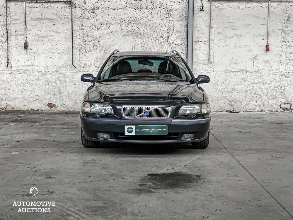 Volvo V70 2.4 140hp 2000, 42-HRT-6