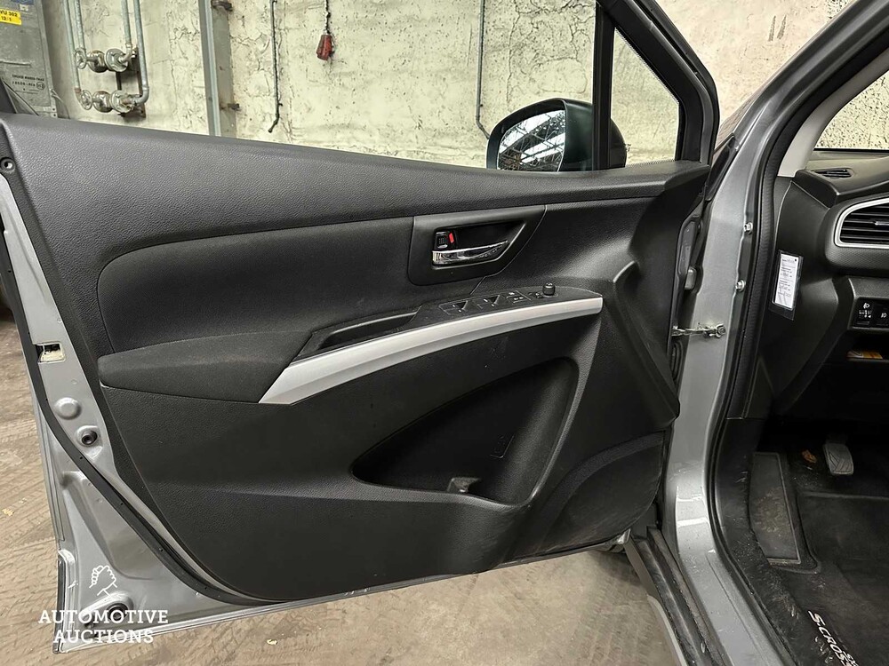 Suzuki SX4 S-Cross 1.6 Base 120hp 2014, K-282-DL