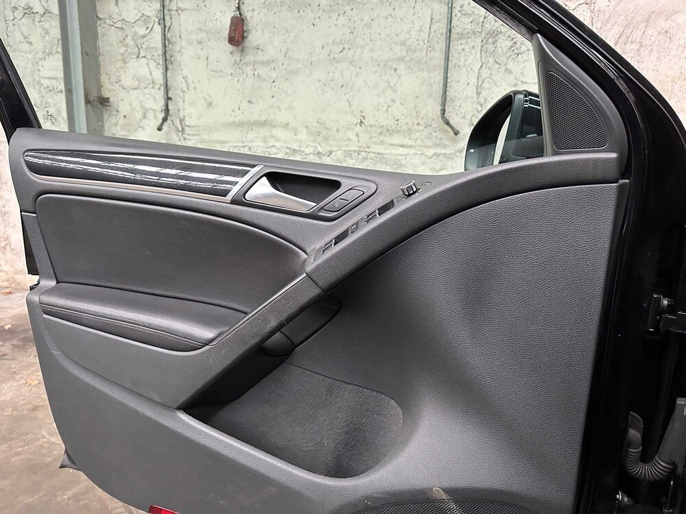 Volkswagen Golf MK6 2.0 GTI 254hp 2009, H-088-RZ