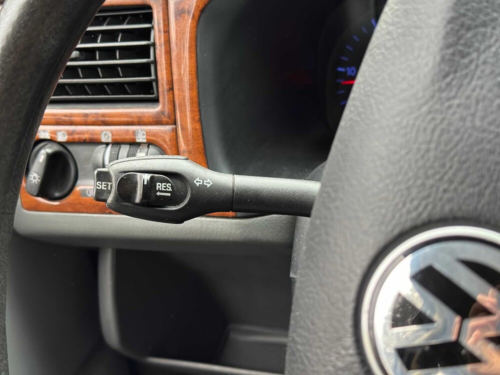 Volkswagen Carthago Camper Bus 102pk 2001, 38-VKV-2