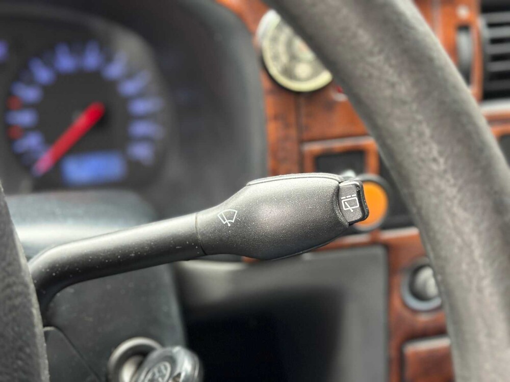 Volkswagen Carthago Camper Bus 102pk 2001, 38-VKV-2