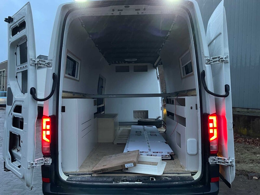 Volkswagen Crafter L4H3 35 2.0 TDI 177hp 2018, VLS-31-H