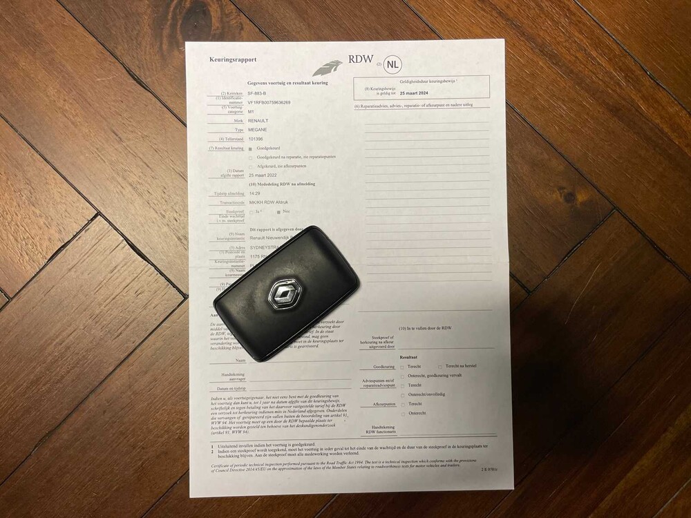 Renault Mégane Estate 1.2 TCe Limited 132hp 2018 -Orig. NL-, SF-883-B