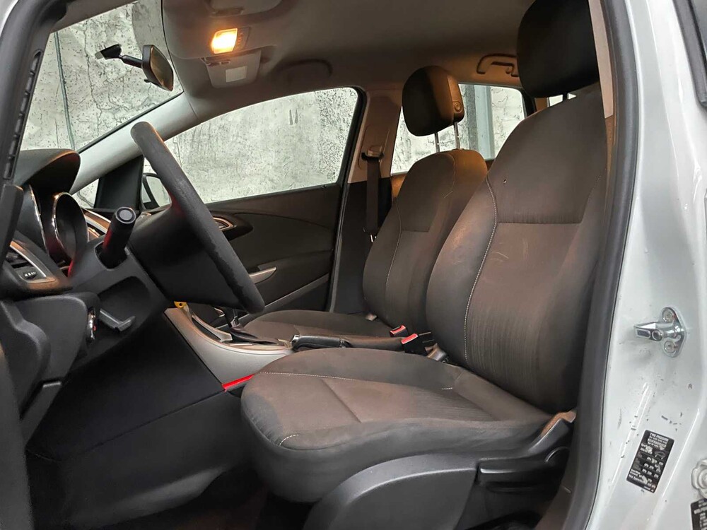 Opel Astra 1.6 Edition 116HP 2011, JZ-203-F