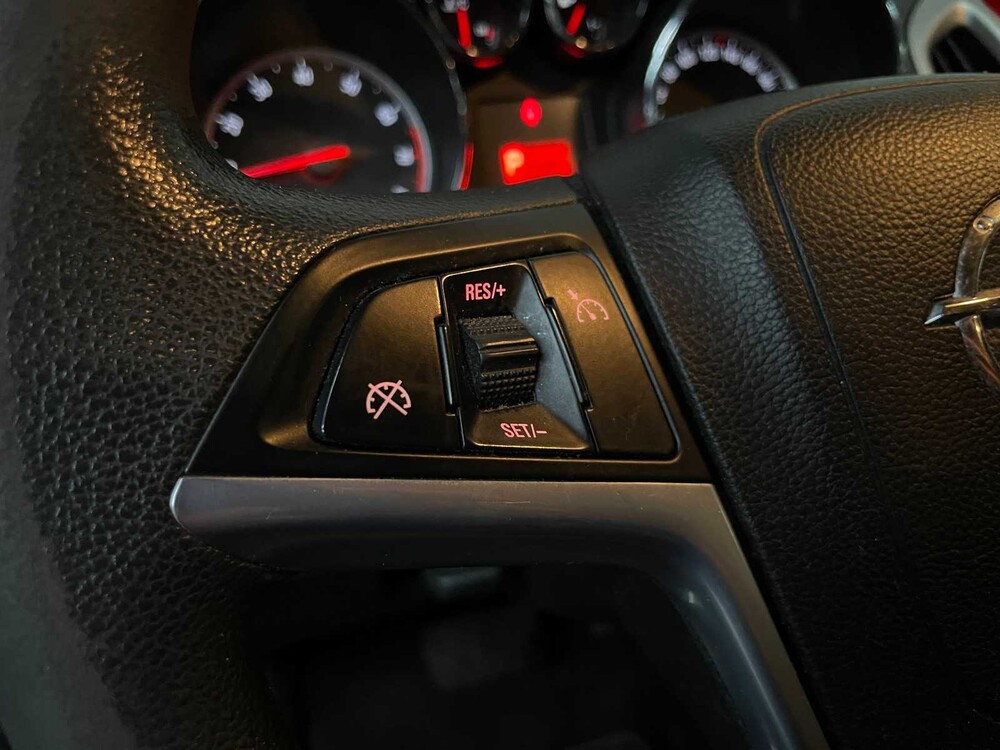 Opel Astra 1.6 Edition 116HP 2011, JZ-203-F