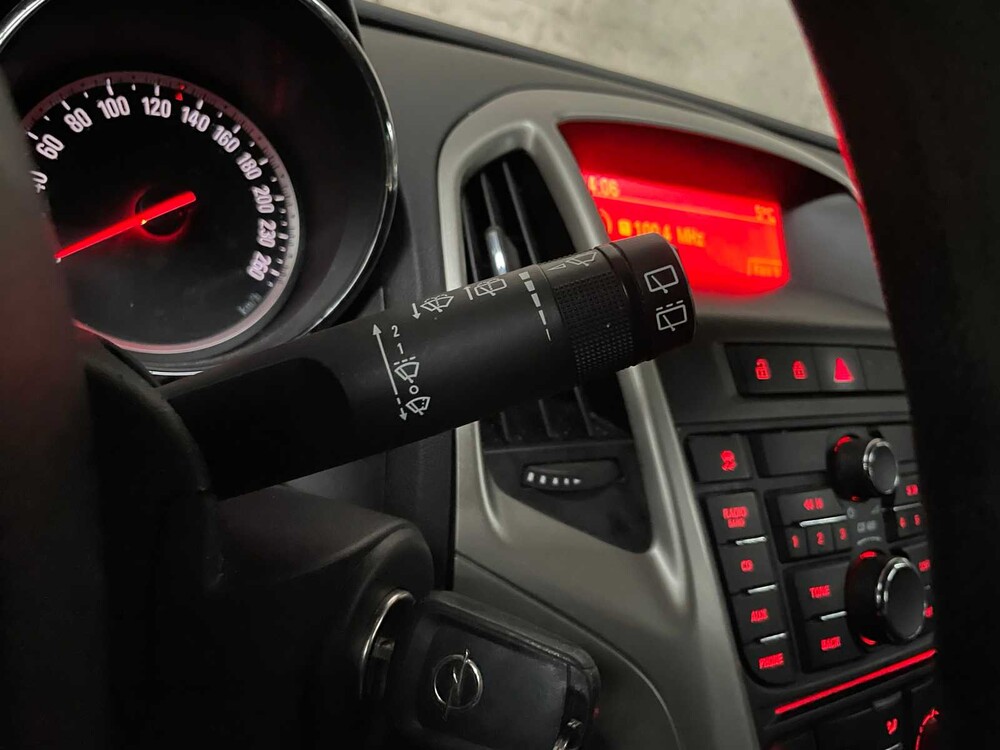 Opel Astra 1.6 Edition 116HP 2011, JZ-203-F