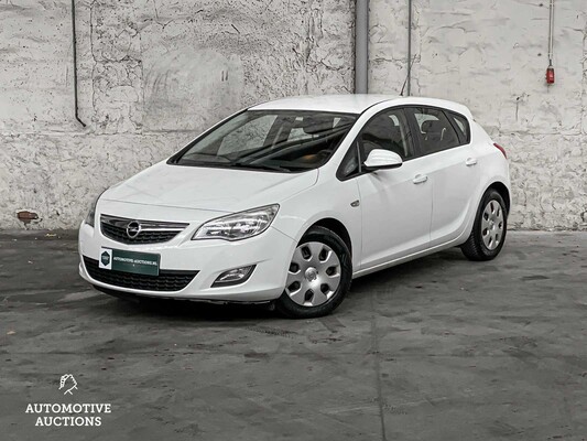 Opel Astra 1.6 Edition 116PK 2011, JZ-203-F