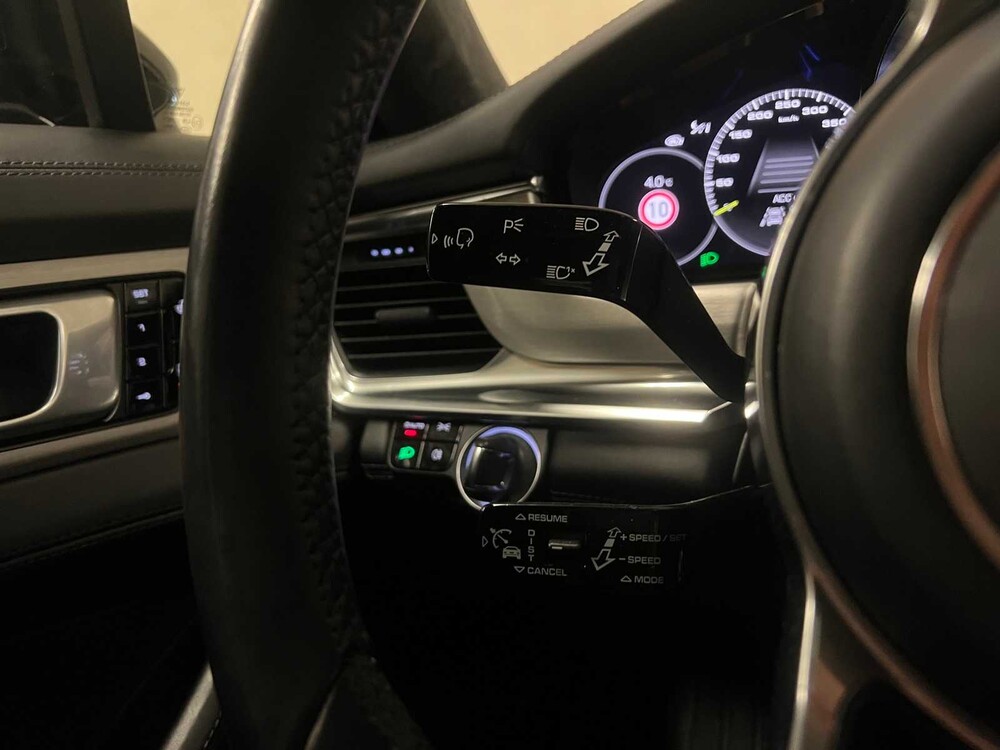 Porsche Panamera Sport Turismo Turbo S E-Hybrid 4.0 V8 680pk 2018 Sport-Chrono