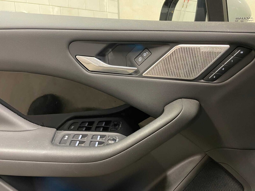 Jaguar I-PACE EV400 HSE 90 kWh 400pk 2019 ORIG-NL, XT-141-V