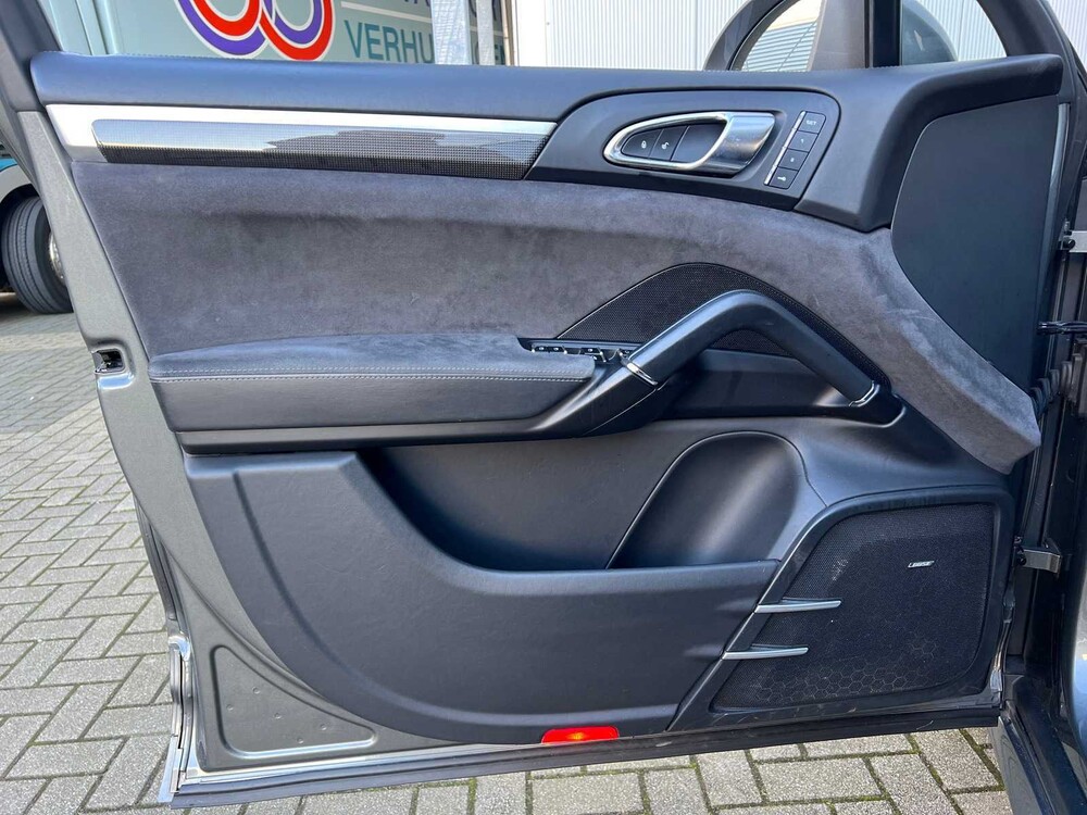 Porsche Cayenne GTS 3.6 V6 Sport-Chrono 441pk 2015 ORIG-NL, GG-843-X