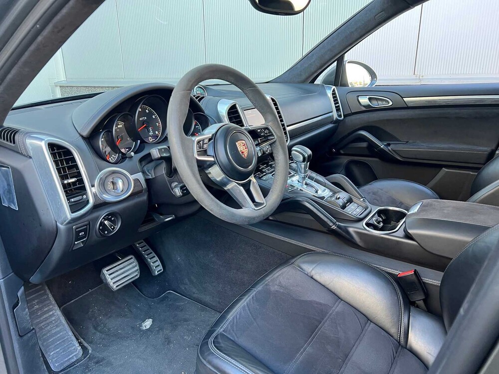 Porsche Cayenne GTS 3.6 V6 Sport-Chrono 441pk 2015 ORIG-NL, GG-843-X