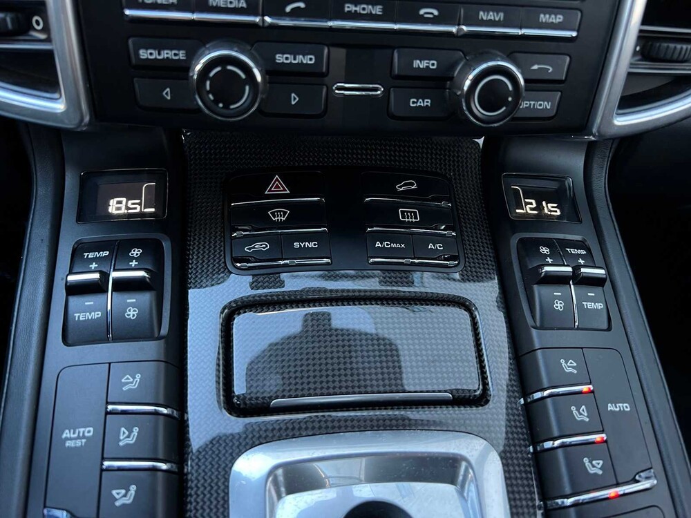 Porsche Cayenne GTS 3.6 V6 Sport-Chrono 441pk 2015 ORIG-NL, GG-843-X