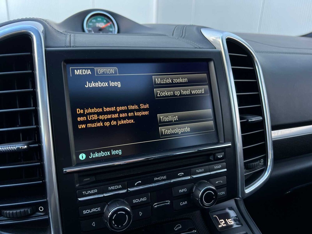 Porsche Cayenne GTS 3.6 V6 Sport-Chrono 441pk 2015 ORIG-NL, GG-843-X