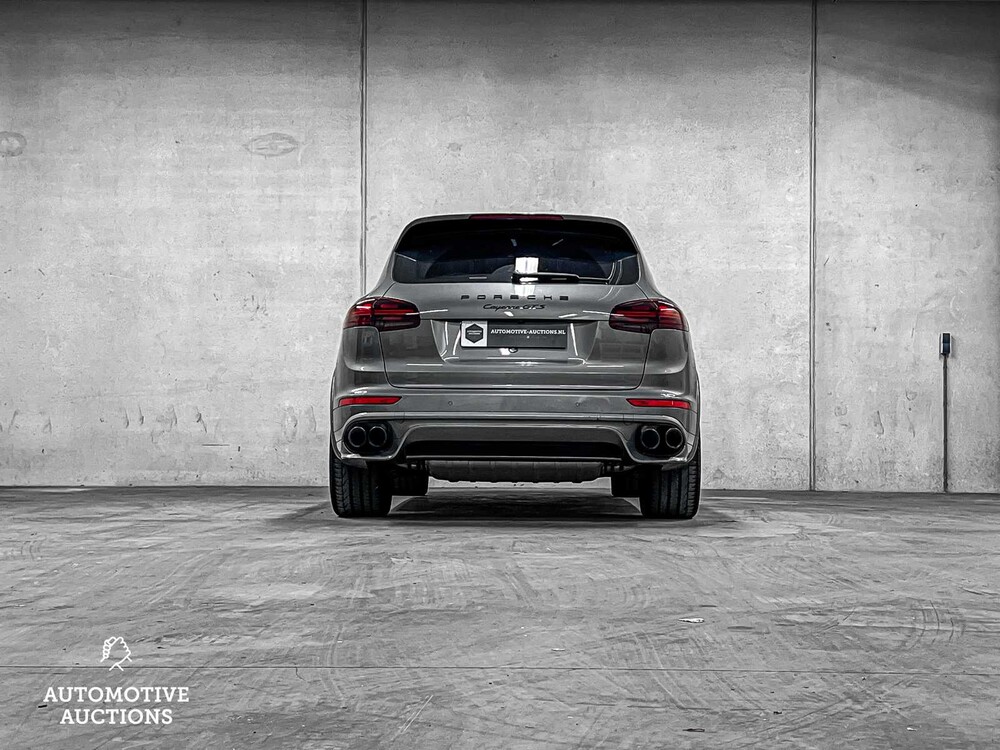 Porsche Cayenne GTS 3.6 V6 Sport-Chrono 441pk 2015 ORIG-NL, GG-843-X