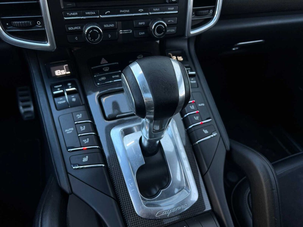 Porsche Cayenne GTS 3.6 V6 Sport-Chrono 441pk 2015 ORIG-NL, GG-843-X