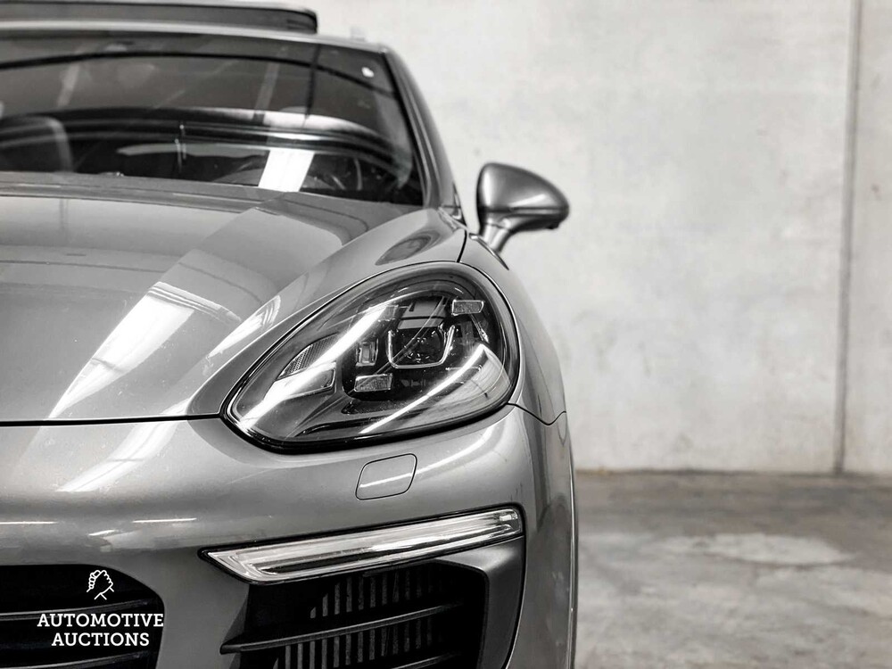 Porsche Cayenne S 4.2 D Sport-Chrono 385pk 2016, RS-055-H