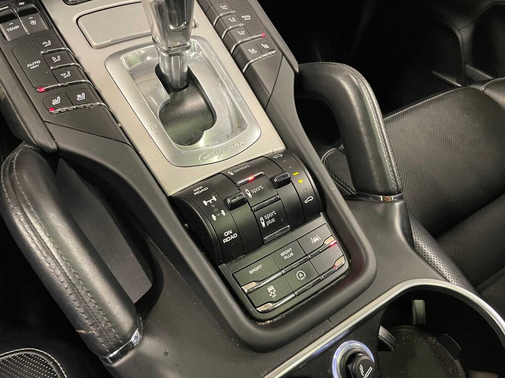 Porsche Cayenne S 4.2 D Sport-Chrono 385pk 2016, RS-055-H