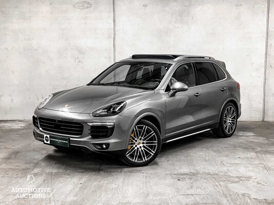 Porsche Cayenne S 4.2 D Sport-Chrono 385hp 2016, RS-055-H