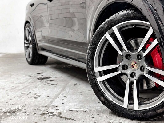 Porsche Cayenne GTS 4.8 V8 420pk 2013, 7-KTJ-60