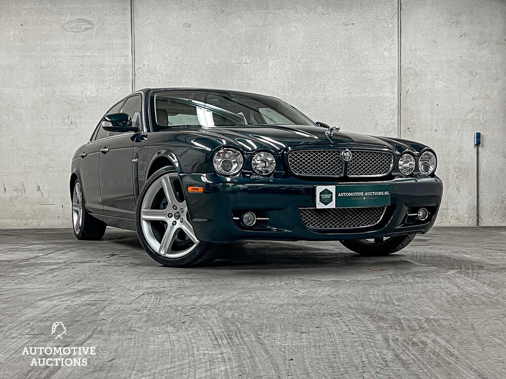 Jaguar XJ8 L 4.2 V8 298hp XJ Executive 2009, T-410-RX