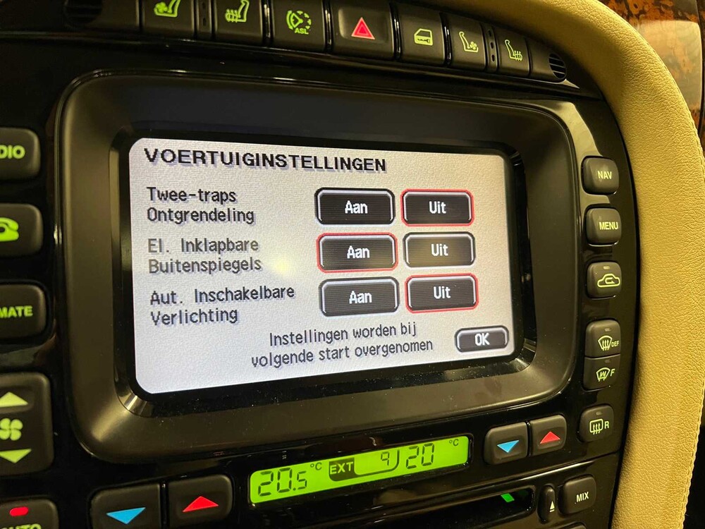 Jaguar XJ8 L 4.2 V8 298hp XJ Executive 2009, T-410-RX