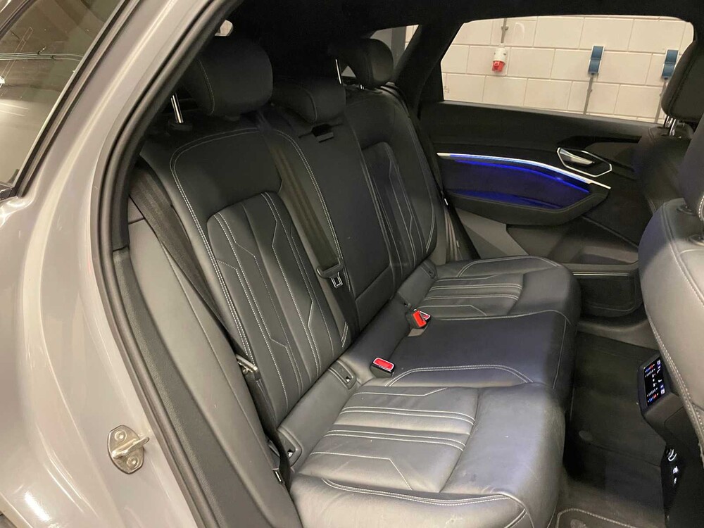 Audi E-Tron 55 Quattro advanced 95 kWh 360hp 2019, K-913-NB