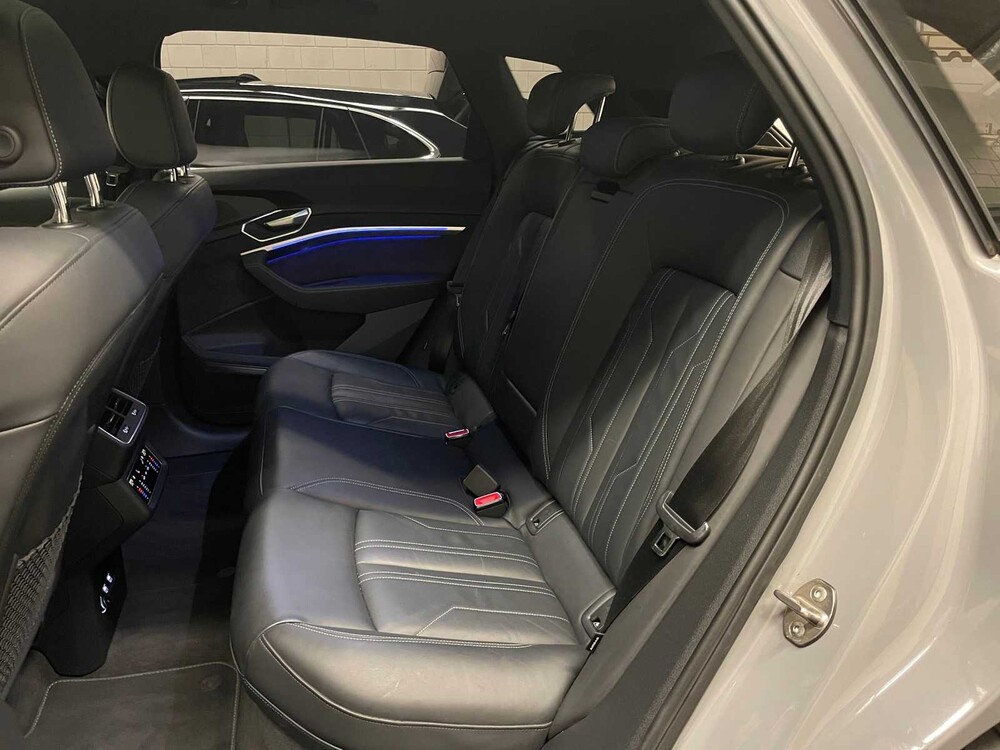 Audi E-Tron 55 Quattro advanced 95 kWh 360hp 2019, K-913-NB