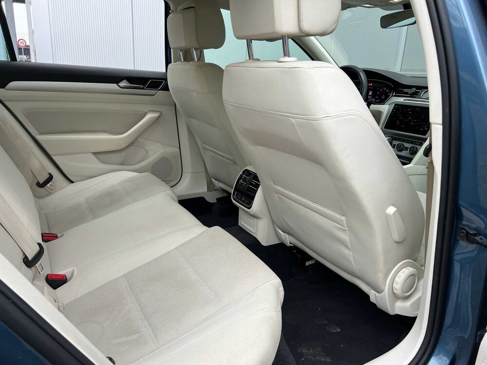 Volkswagen Passat 1.4 TSI 7-DSG Comfortline Business 95hp 2018 ORIG-NL, SL-559-R